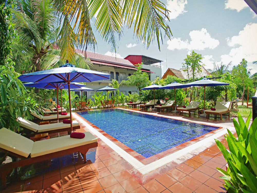 Reveal Angkor Hotel Siem Reap Exteriör bild
