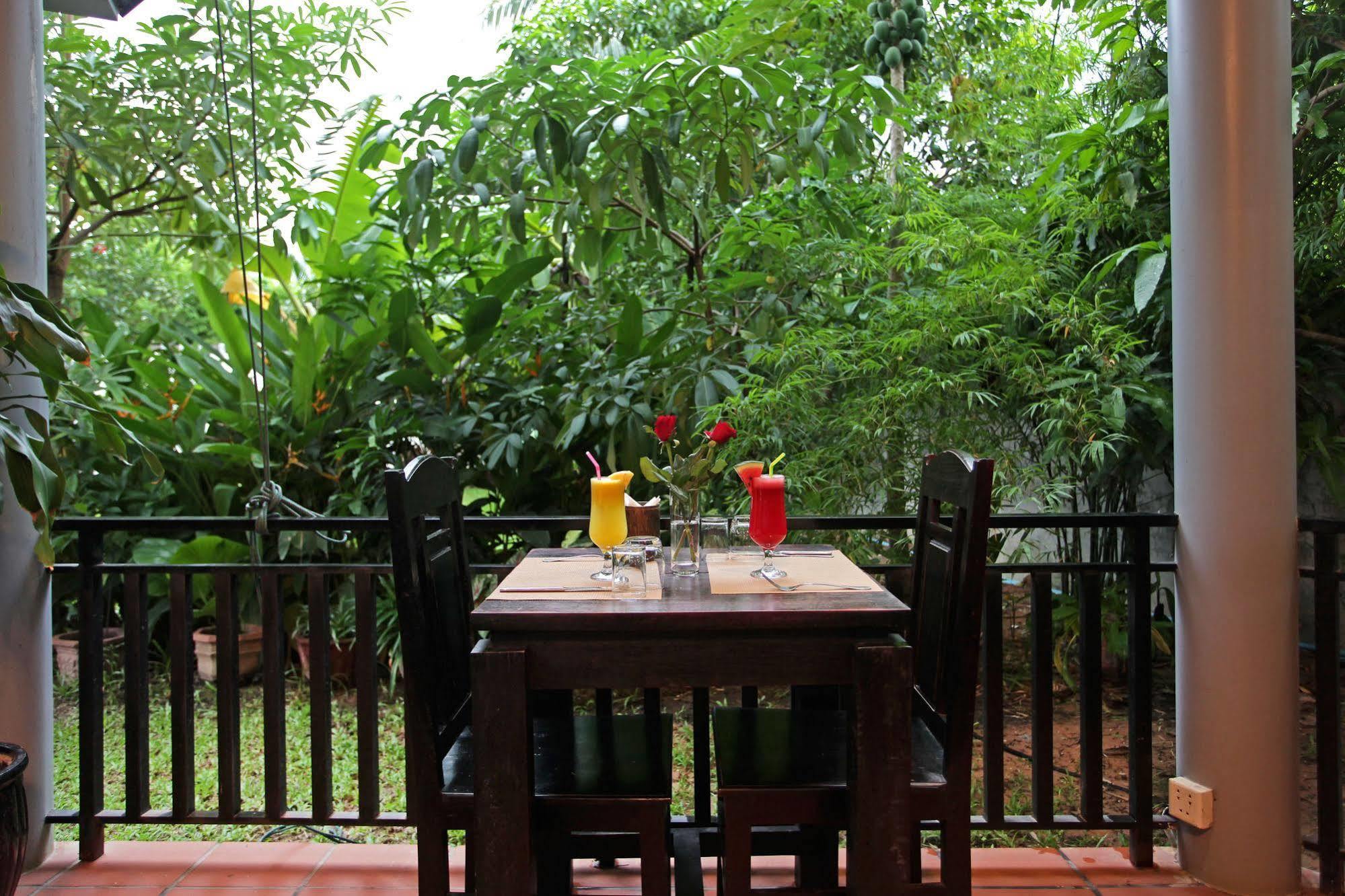 Reveal Angkor Hotel Siem Reap Exteriör bild