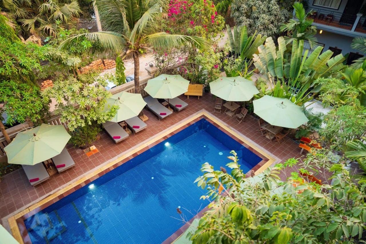 Reveal Angkor Hotel Siem Reap Exteriör bild